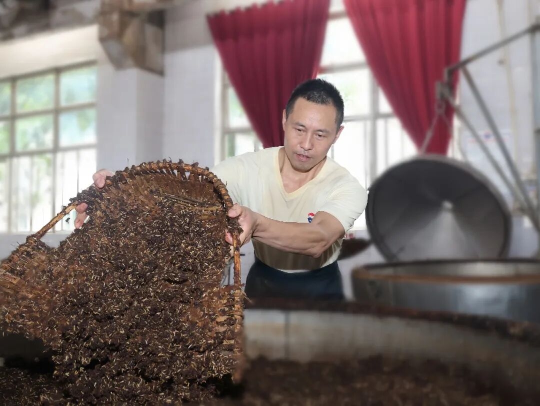 【致匠心】王启贵：“后进班组”的逆袭之路