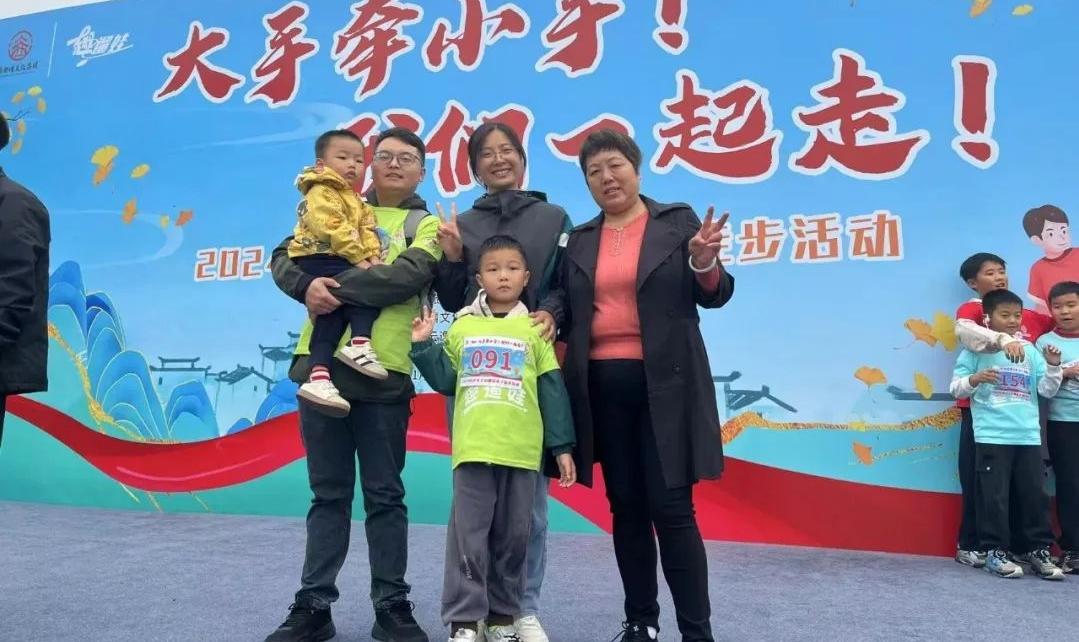 【五好文明家庭】郑朋飞：用爱与责任书写新时代家庭文明的温暖注脚