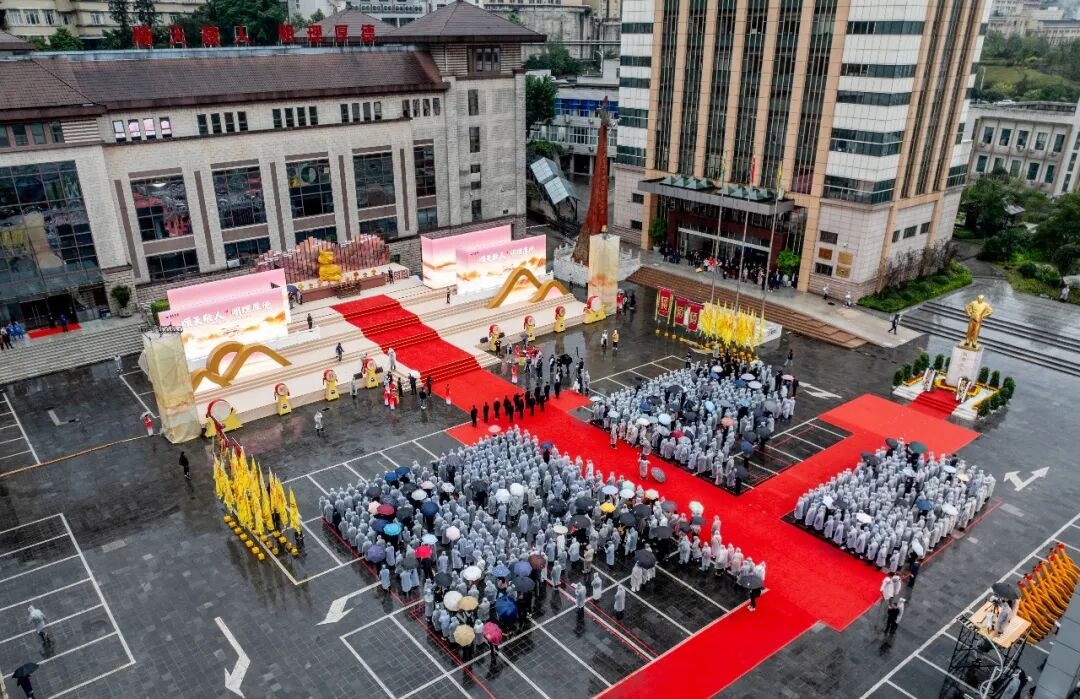 【回眸2025】执文化之笔 绘品牌新篇